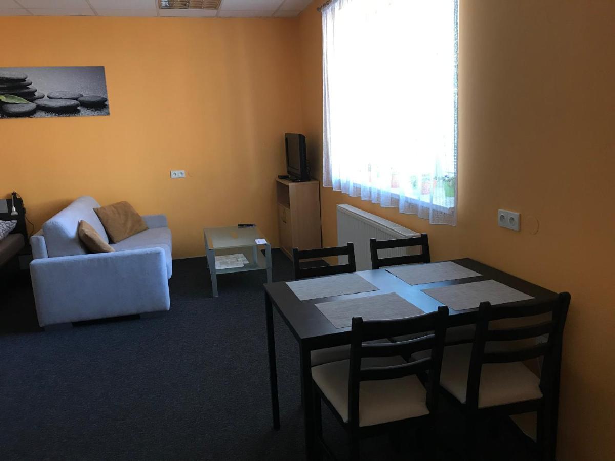 Apartment Corriger Usti nad Orlici Luaran gambar