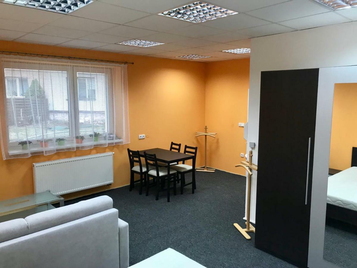 Apartment Corriger Usti nad Orlici Luaran gambar